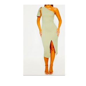 PrettyLittleThing 
Sage Green One Shoulder Bow Detail Midi Dress